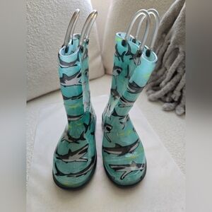 Western Chief, Tropic‎ Shark Lighted Rainboot, Teal, Size Toddler 9